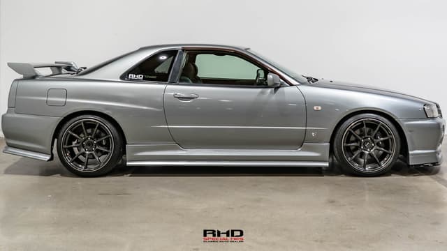 2001 Nissan Skyline JDM car for sale — photo 4 of 23