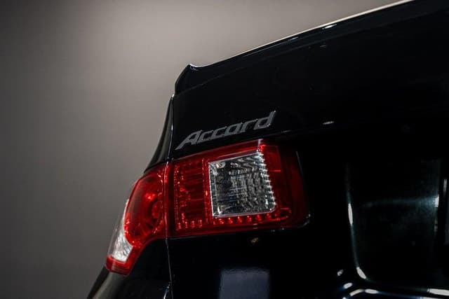 2010 Honda Accord JDM car for sale — photo 9 of 14