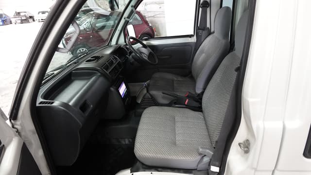 2000 Daihatsu Hijet JDM car for sale — photo 12 of 16