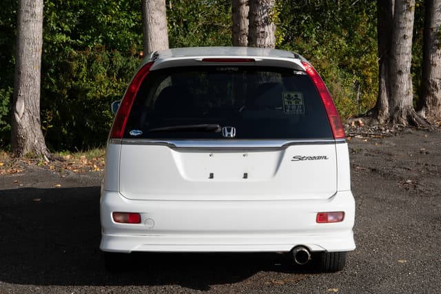 2001 Honda Stream JDM car for sale — photo 5 of 15