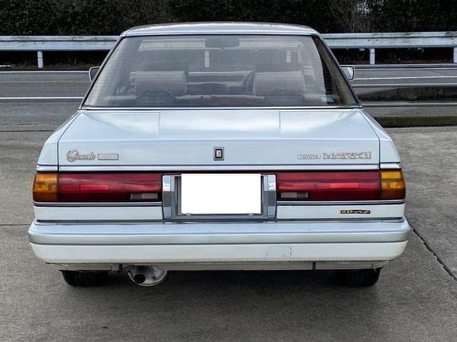 1988 Toyota Mark II JDM car for sale — photo 6 of 20