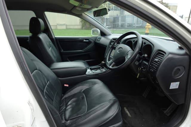 2000 Toyota Aristo JDM car for sale — photo 12 of 19