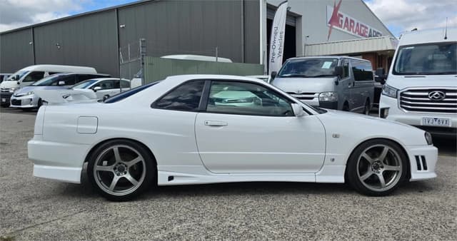1999 Nissan Skyline JDM car for sale — photo 7 of 19