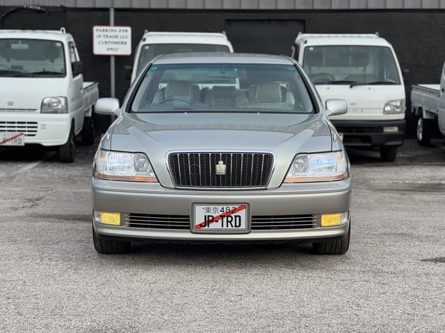 2000 Toyota Majesta JDM car for sale — photo 3 of 25