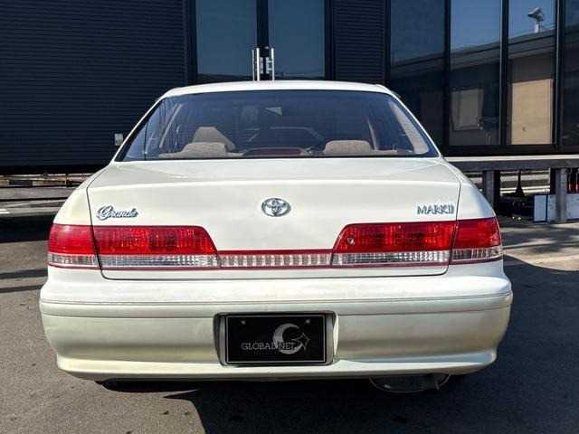 1999 Toyota Mark II JDM car for sale — photo 18 of 20