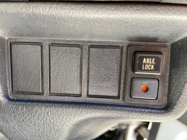 1995 Suzuki Carry JDM car for sale — photo 18 of 25