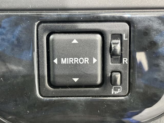 2001 Daihatsu Mira JDM car for sale — photo 16 of 25