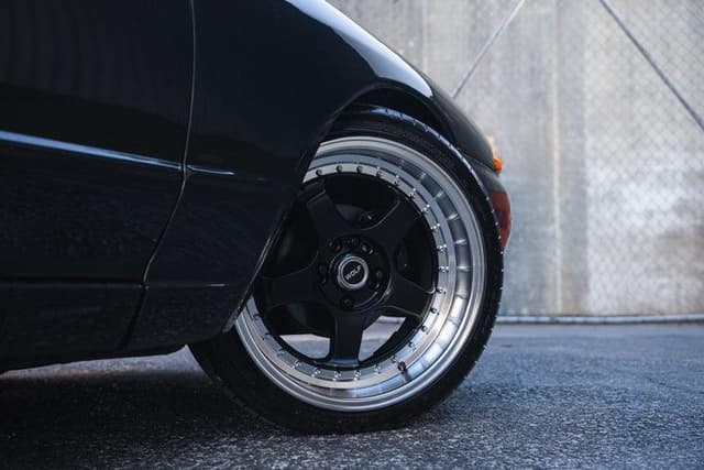 1992 Nissan Skyline JDM car for sale — photo 13 of 20