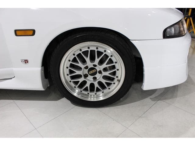 1996 Nissan Skyline JDM car for sale — photo 18 of 24