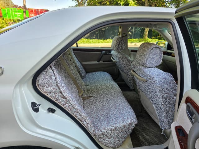2000 Toyota Crown JDM car for sale — photo 12 of 13