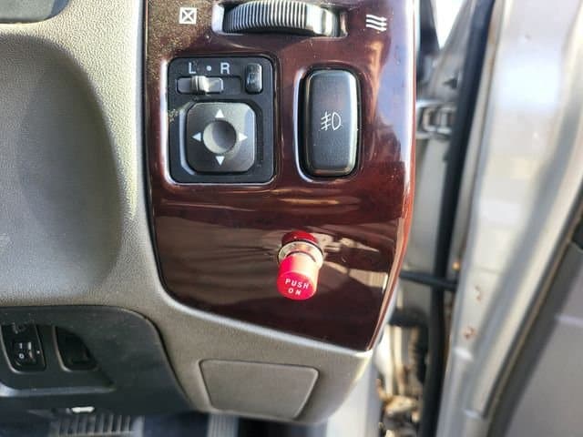 2000 Mitsubishi Pajero JDM car for sale — photo 14 of 20