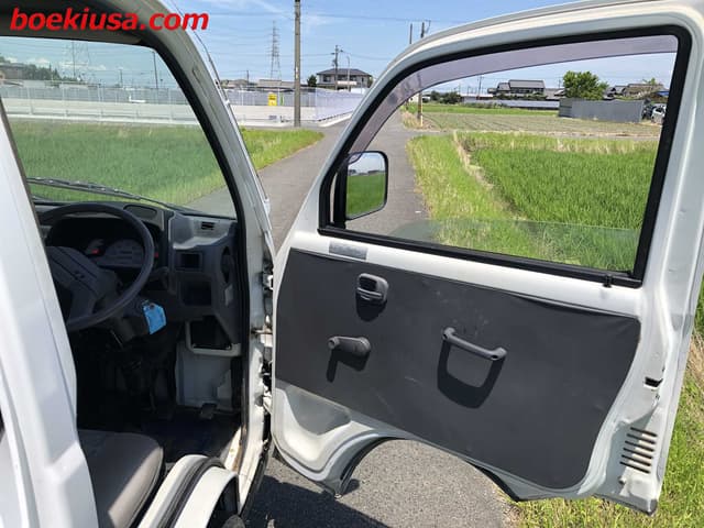 1996 Mitsubishi Minicab JDM car for sale — photo 12 of 22