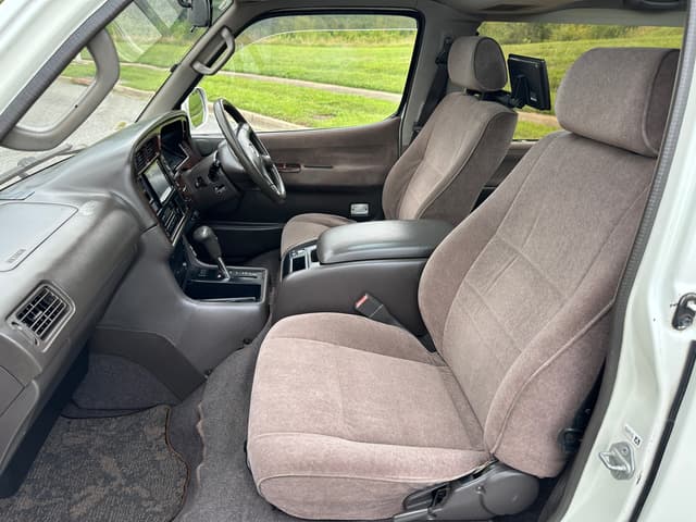 1999 Toyota HiAce JDM car for sale — photo 12 of 20
