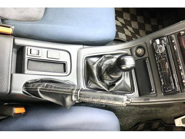 1989 Nissan Skyline JDM car for sale — photo 8 of 18