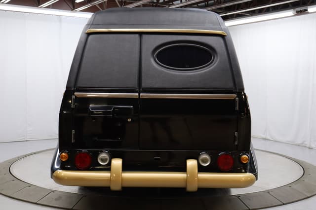 1995 Nissan Safari JDM car for sale — photo 6 of 25