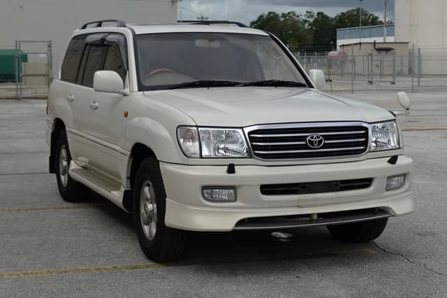 2000 Toyota Land Cruiser JDM car for sale — photo 3 of 17