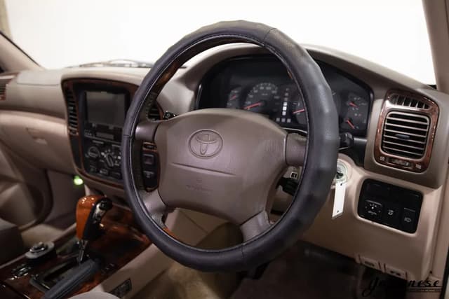 2000 Toyota Land Cruiser JDM car for sale — photo 12 of 25