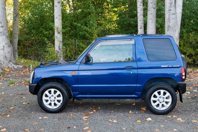 1996 Mitsubishi Pajero Mini JDM car for sale — photo 7 of 15