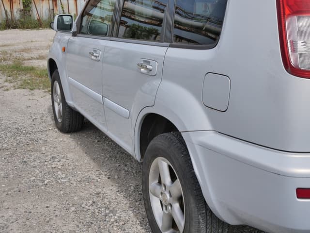 2001 Nissan X Trail JDM car for sale — photo 16 of 25