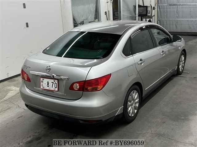2006 Nissan Bluebird JDM car for sale — photo 2 of 8
