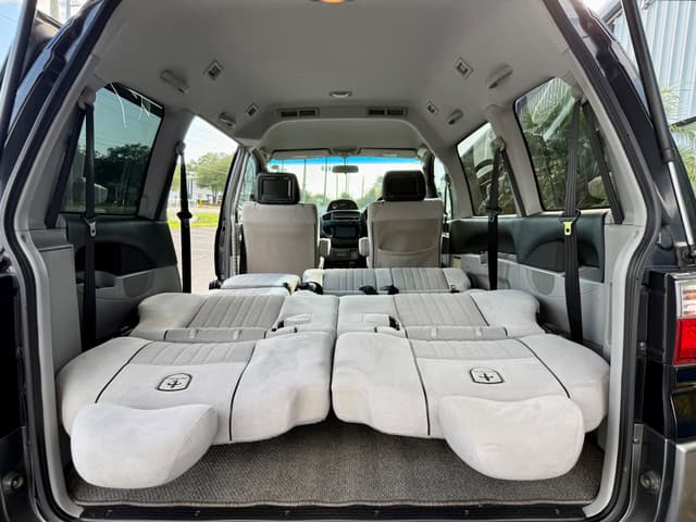 2000 Mitsubishi Delica JDM car for sale — photo 21 of 25