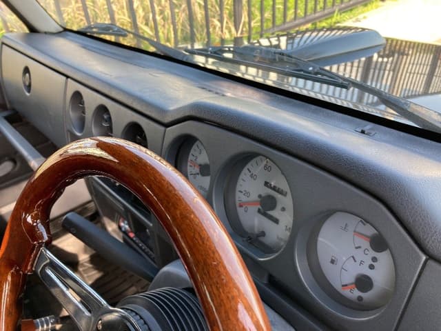 1996 Suzuki Jimny JDM car for sale — photo 18 of 25
