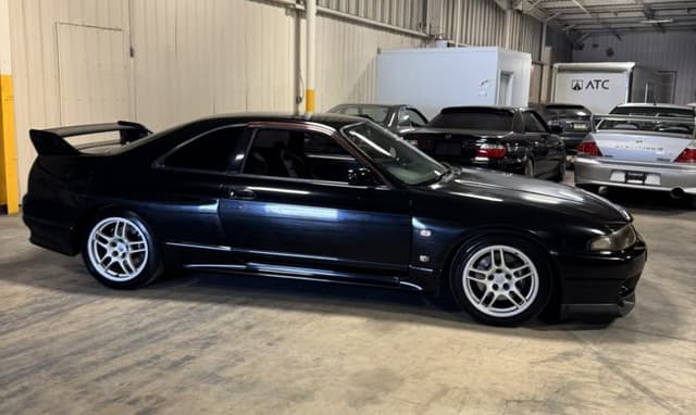 1995 Nissan Skyline JDM car for sale — photo 7 of 25