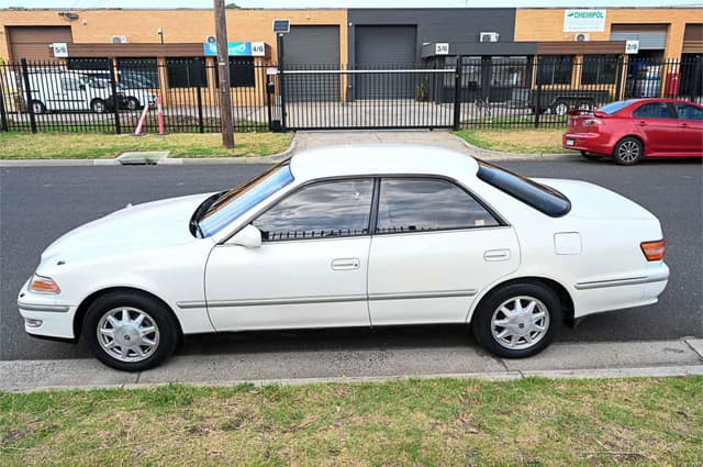 1998 Toyota Chaser JDM car for sale — photo 7 of 21