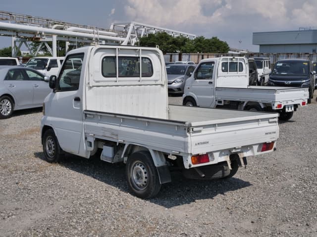 2001 Mitsubishi Minicab JDM car for sale — photo 7 of 25