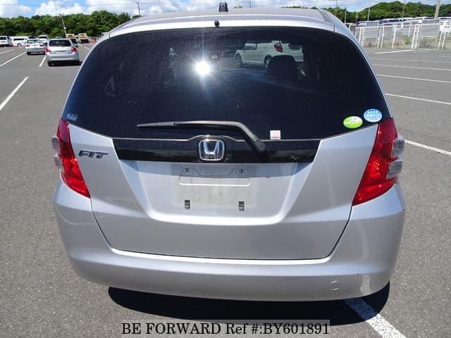 2010 Honda Fit JDM car for sale — photo 4 of 25