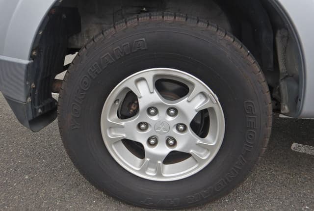 2007 Mitsubishi Pajero JDM car for sale — photo 11 of 25