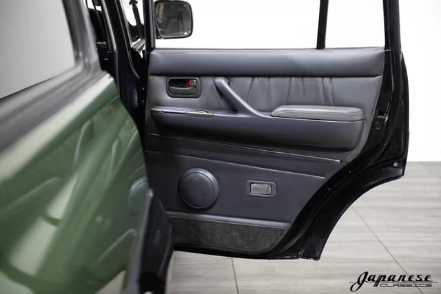 1990 Toyota Land Cruiser JDM car for sale — photo 21 of 25