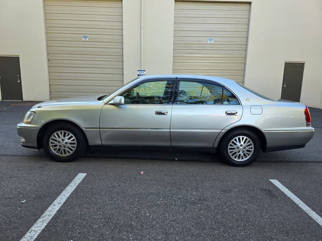 2000 Toyota Crown JDM car for sale — photo 6 of 14