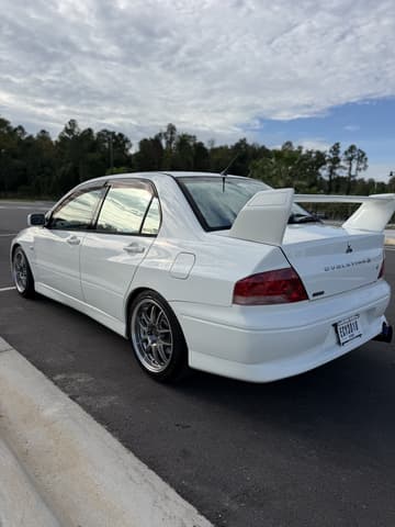 2001 Mitsubishi Lancer Evolution JDM car for sale — photo 4 of 9