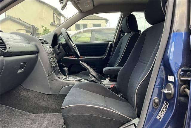 2003 Toyota Altezza JDM car for sale — photo 21 of 25