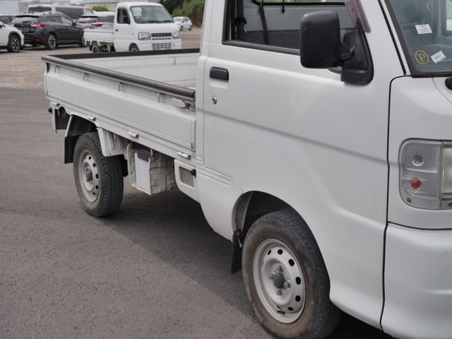 2000 Daihatsu Hijet JDM car for sale — photo 10 of 25