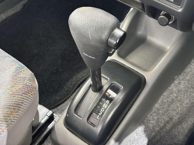 1999 Suzuki Jimny JDM car for sale — photo 19 of 25