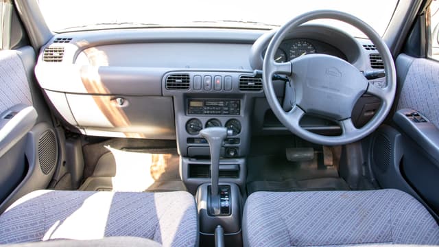 1995 Nissan March JDM car for sale — photo 4 of 4
