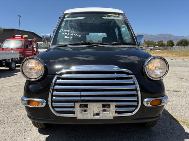 1997 Mitsubishi Toppo JDM car for sale — photo 2 of 10