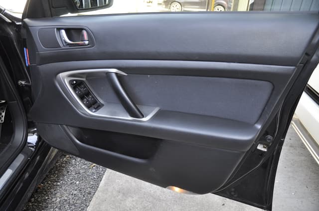 2007 Subaru Legacy JDM car for sale — photo 12 of 24