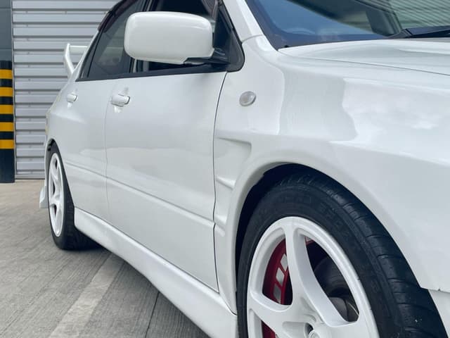 2001 Mitsubishi Lancer Evolution JDM car for sale — photo 6 of 25