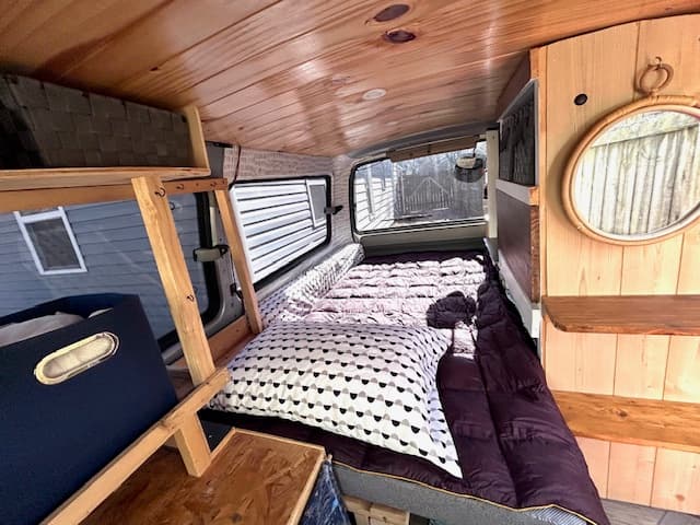 1991 Toyota HiAce JDM car for sale — photo 20 of 29