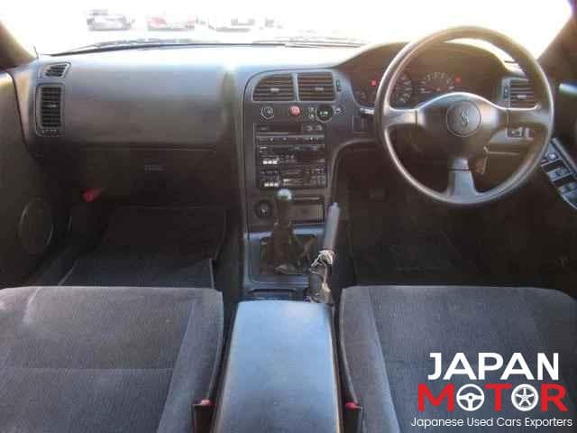 1994 Nissan Skyline JDM car for sale — photo 4 of 9