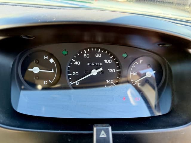 1999 Daihatsu Hijet JDM car for sale — photo 17 of 25