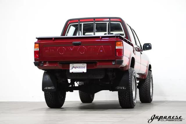 1990 Toyota Hilux JDM car for sale — photo 8 of 25