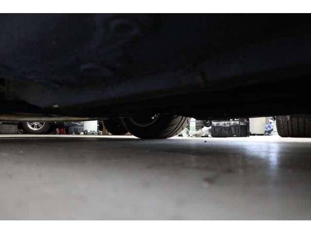 1975 Nissan Fairlady Z JDM car for sale — photo 16 of 20