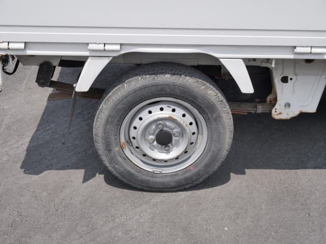 2002 Suzuki Carry JDM car for sale — photo 22 of 25
