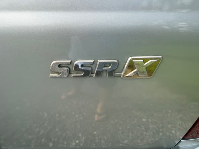 1998 Toyota Hilux Surf JDM car for sale — photo 12 of 25
