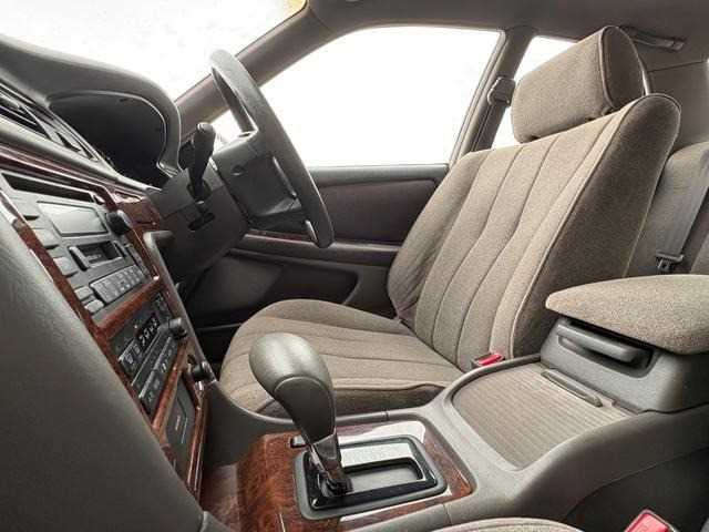1999 Toyota Mark II JDM car for sale — photo 10 of 20