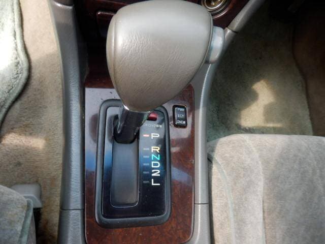 1997 Toyota Chaser JDM car for sale — photo 11 of 20